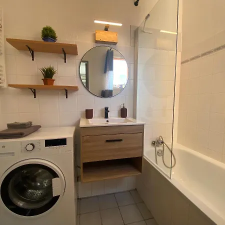 Appartement Le Cocon, A 5 Min De La Gare De *